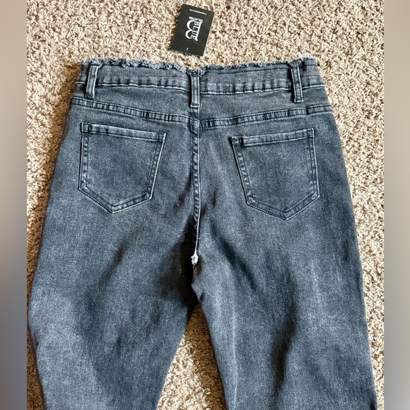 Buckle Blue B Collection Rhinestone Fringe Cropped Flare Jeans – Size Small - Picture 5 of 15
